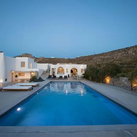 Amarone Mykonos Town