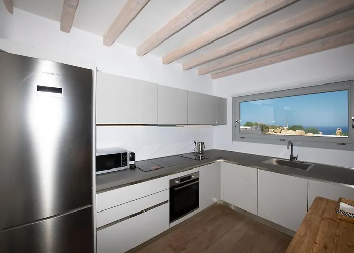 Amarone * Mykonos Town